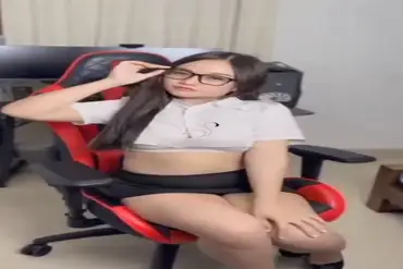Bokep Live HOT Metropolis Sexy Tetek Gede